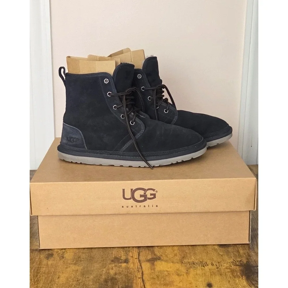 UGG Harkley Black Suede Sheepskin Lined Lace Up Boots Mens F27018G Size 10